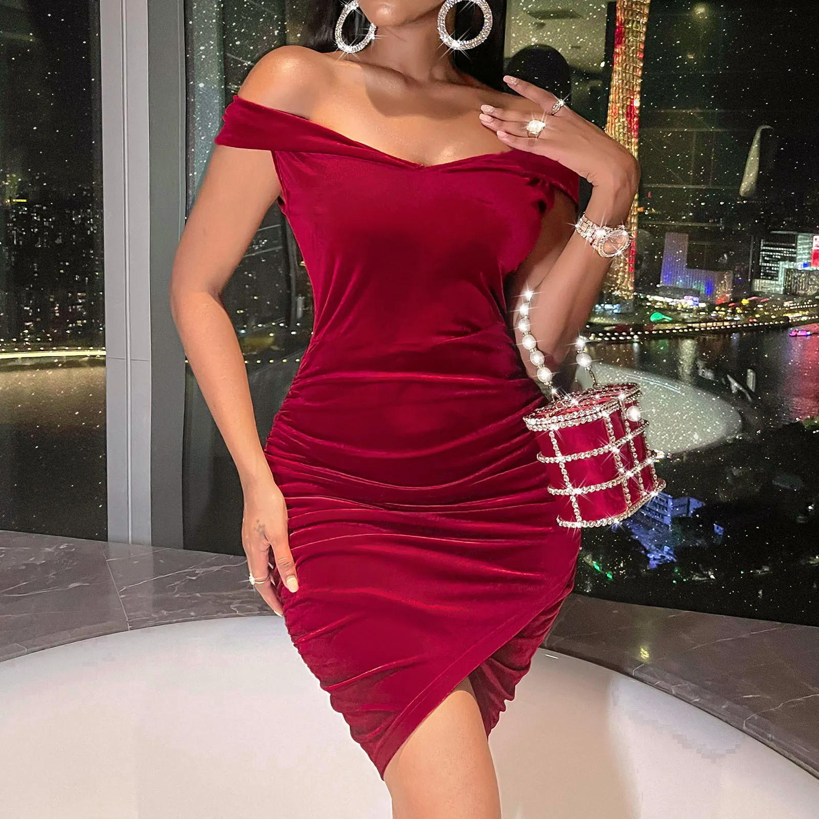 

Женское однотонное Повседневное платье на одно плечо с блестками и длинным рукавом