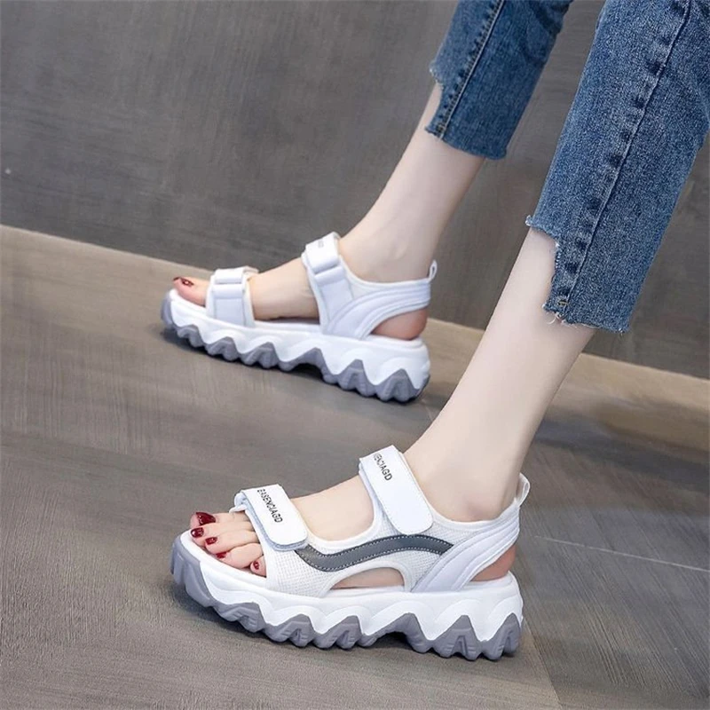 

2021 Summer New Casual Fashion Sports Women's Sandals Thick-Soled Beach Shoes All-Match Student Board Shoes Increase Sandals