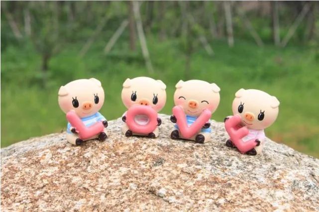 LOVE pig creative vehicle adornment dolls car accessories decorations Korean cartoon cars | Автомобили и мотоциклы