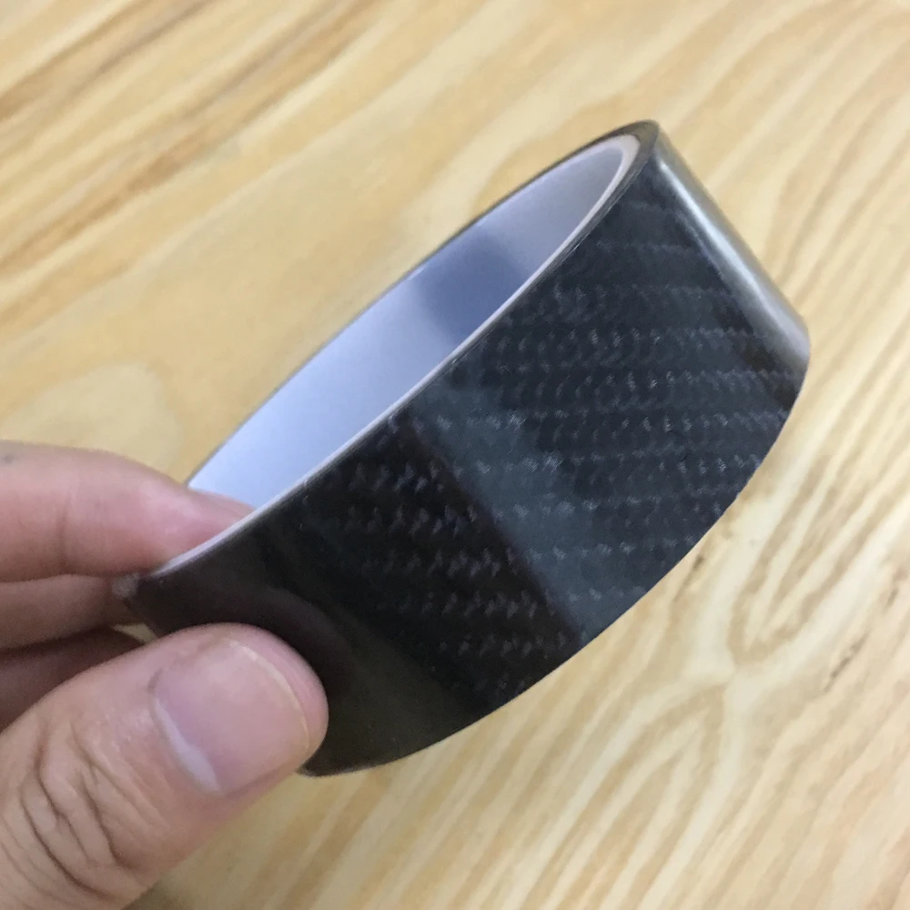 Клейкая лента из нано углеродного волокна не оставляющая следов для центральной