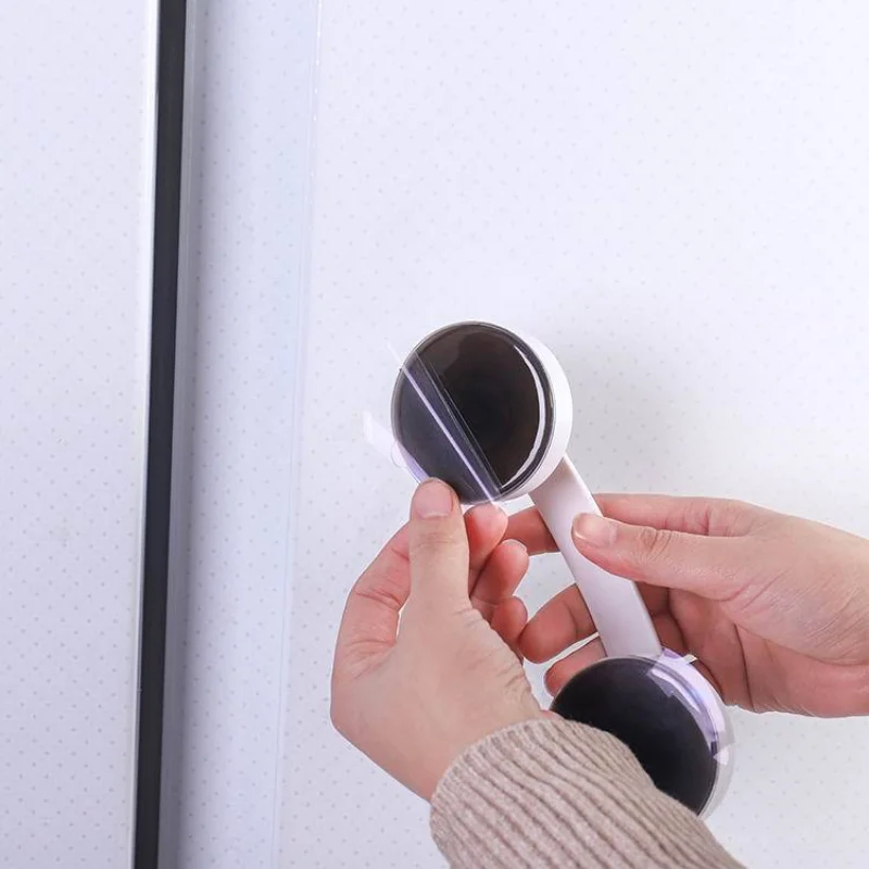 

Anti-slip Handrail No Drilling Shower Handle Offers Safe Grip with Suction Cup for Safety Grab in Bathroom Bathtub Glass Door
