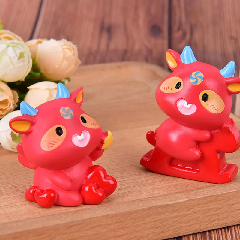 

Mini Red Bull Sends Blessing Cute Tabletop Ornaments Figurines DIY Micro Landscape Resin Handicraft Animal Ornaments