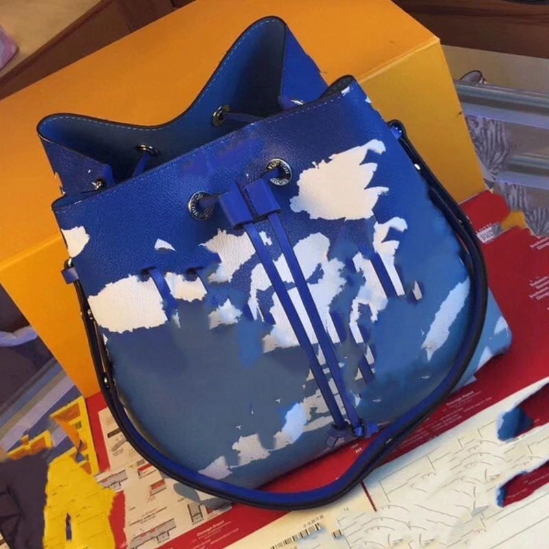 

2021 spring and summer trend new color printing bucket bag woman bag messenger bag shoulder bag