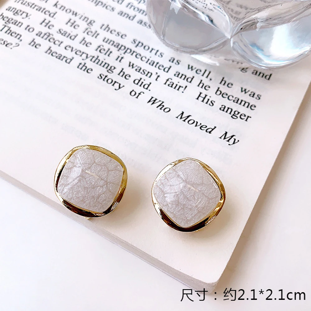 

2021 New Tide Square Earrings And Pure And Fresh Temperament Women Fashion Charm Stud Earrings Earrings