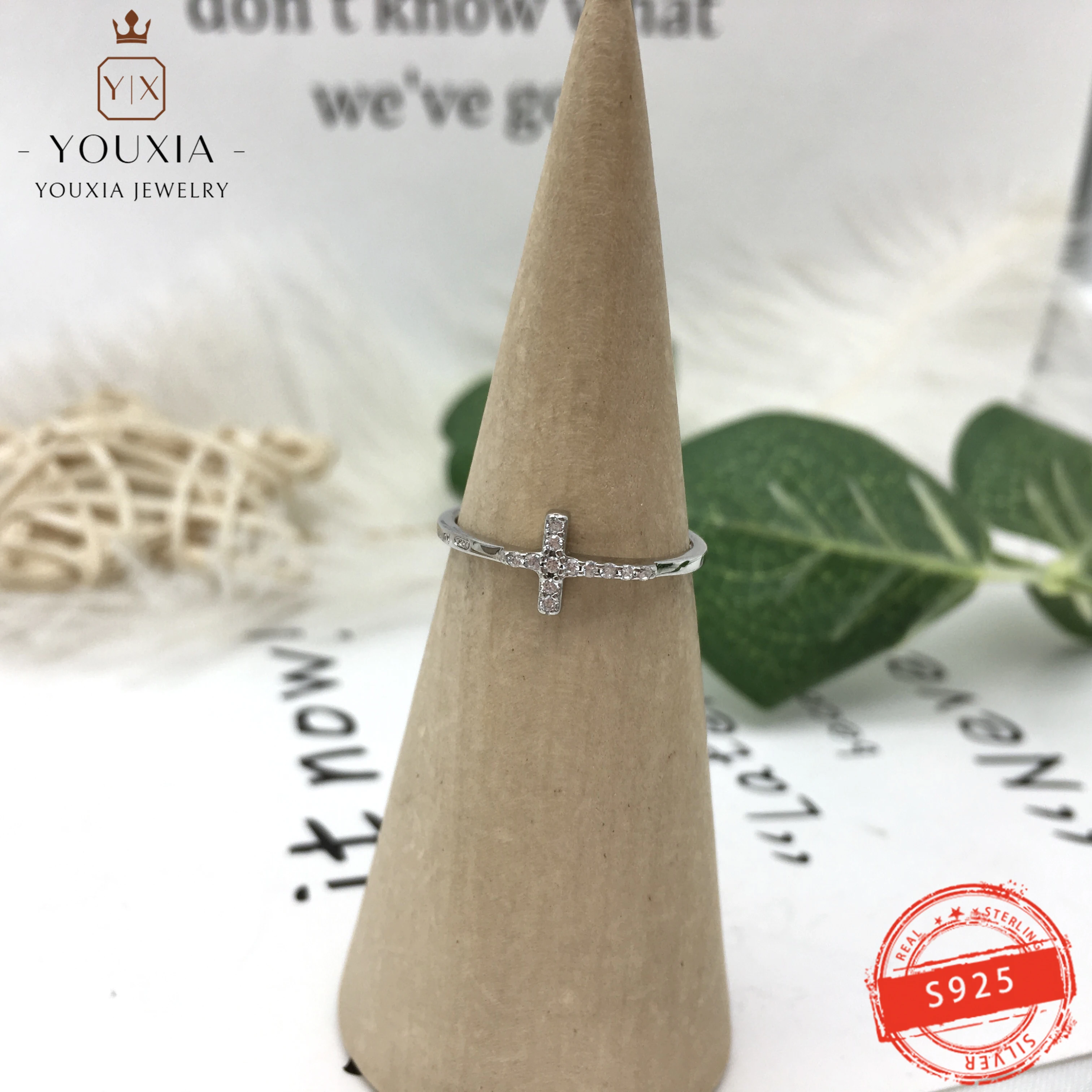 

1:1 925 Sterling Silver Custom Silver Shiny Cross Personality Ring