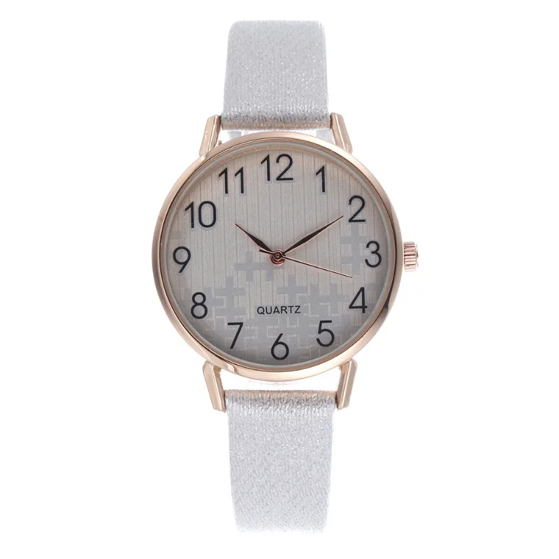 

100pcs / lot Korean fashion watch female students Korean version simple and small fashion temperament simple small fresh Watch
