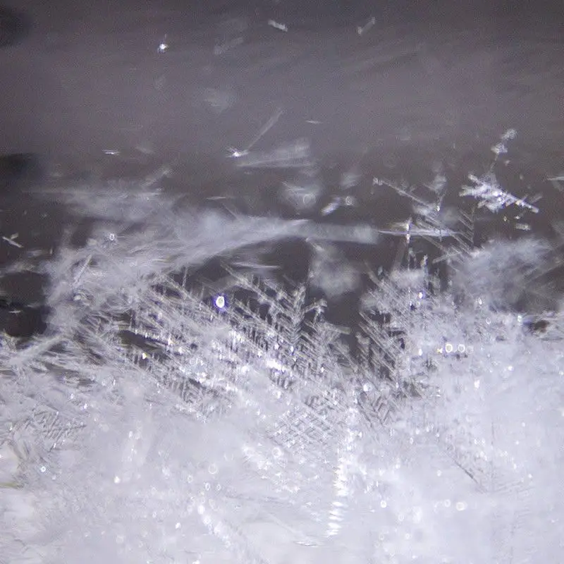 Прозрачная капля воды прогноз погоды прогнозирующий монитор стеклянная