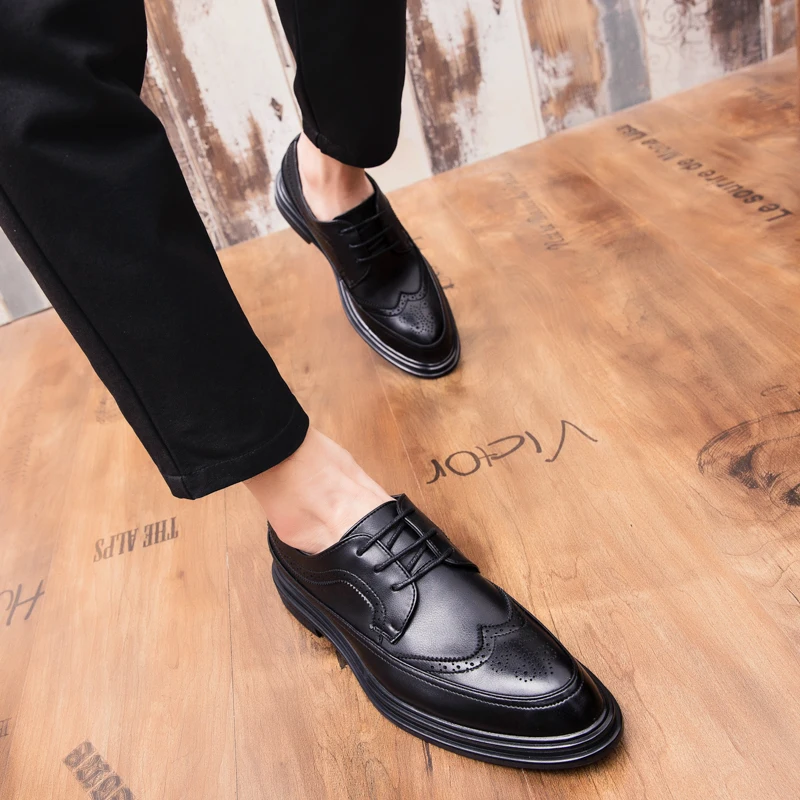 

2021Business Men's Dress Shoes Fashion Formal Wedding Shoes Men Slip on Office Oxford Men Leather Comfortable Drivng Shoes