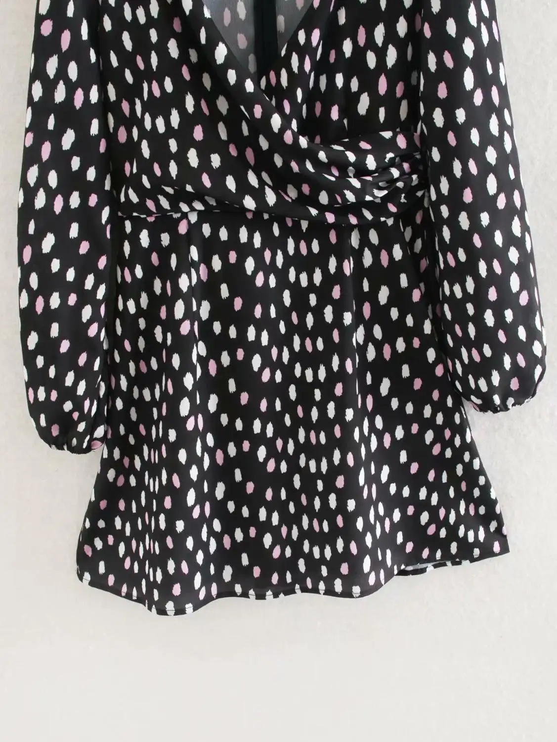 Женское винтажное мини-платье с запахом v-образным вырезом и принтом длинным