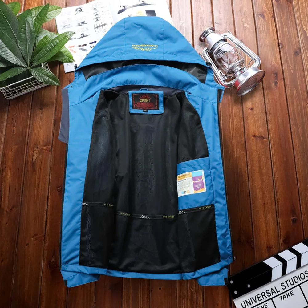 

2020 New Casual Jacket Men's Spring Autumn Army Waterproof Windbreaker Coat Male Breathable UV Protection Overcoat B0823