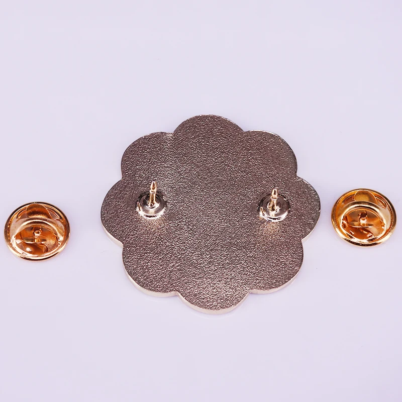 Molly Weasley and Family Knitted Clock Enamel Pin Movie Book Fans Magic Addition | Brooches