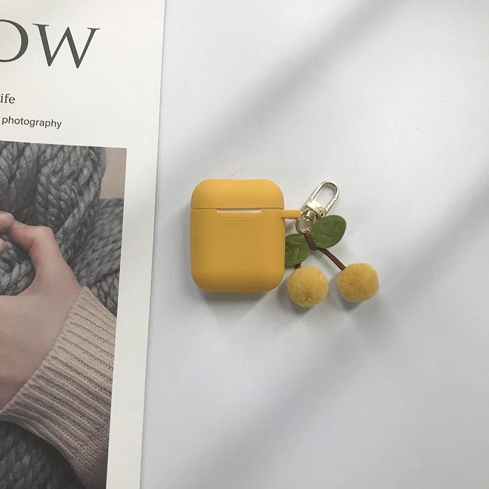 Корейский Вишневый меховой шарик-подвеска для гарнитура для AirPods чехол Bluetooth беспроводной защитный чехол для Apple AirPods чехол cherry Keychian