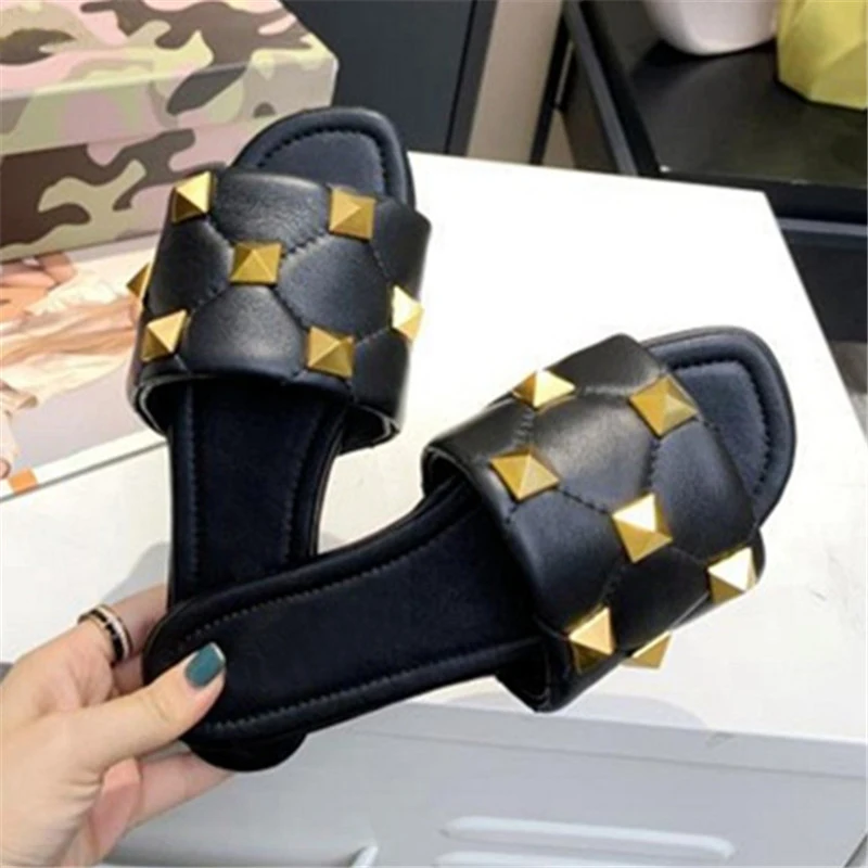 

Шлепанцы женские с заклепками, сланцы, Повседневная пляжная обувь, плоская подошва, гладиаторы, плоская подошва, летние Тапочки