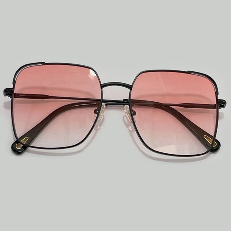 

New Fashion Lady Oversize Alloy Square Sunglasses Women Men Glasses Gradient Sun Glasses Female UV400