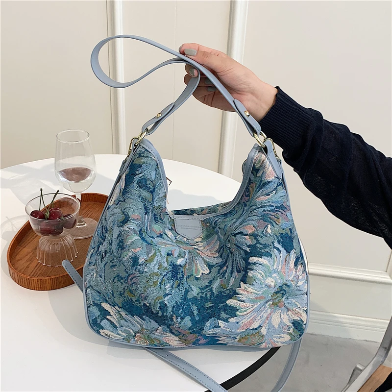 

Artistic Oil Painting Flower Hobo Shoulder Bags for Women 2022 New Luxury Handbags Unique Design Fabric Ladies Crossbody Bags