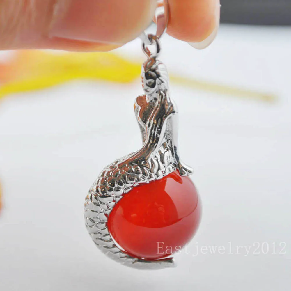 

Fashion Natural Stone Red Carnelian Bead Mermaid Pendant For Woman E847