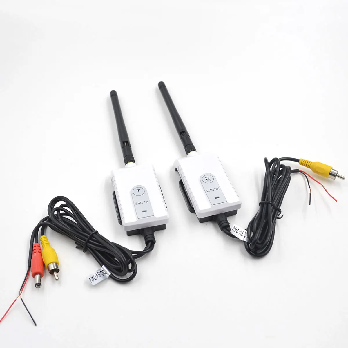 $141.93 New Arrival!Wireless transmitter and receiver for Wireless Car Backup Camera For Bus Truck Car