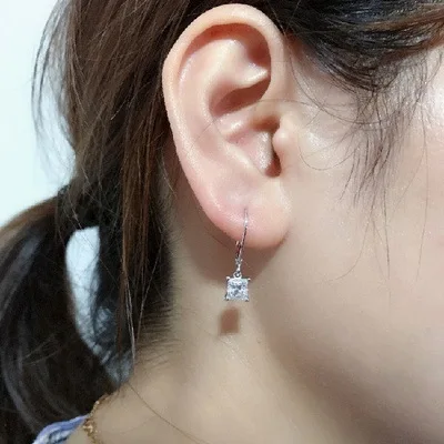 

Funmode Clear Square Shape CZ Hoop Earrings For Women decorations for girls Jewelry Accessories Wholesale FE270