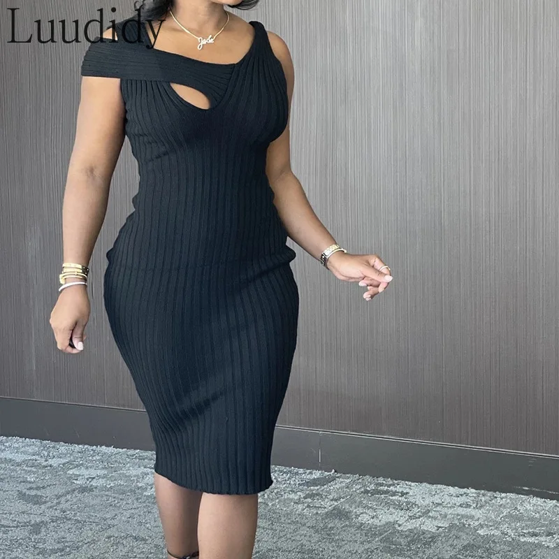 

Women Solid Color Sexy Hollow-out Sleeveless Bandage Pencil Dress
