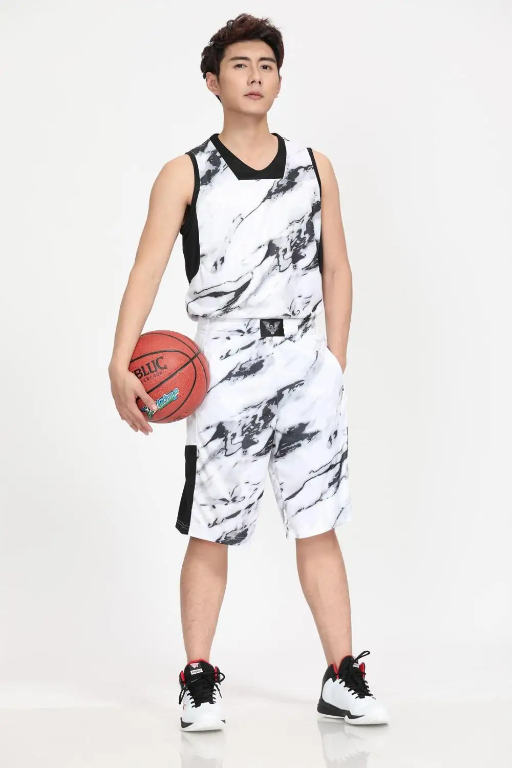 DIY Customized Men Basketball Set Uniforms kits Big Size Sweat absorption Jerseys Sports Suits Training for students | Спорт и