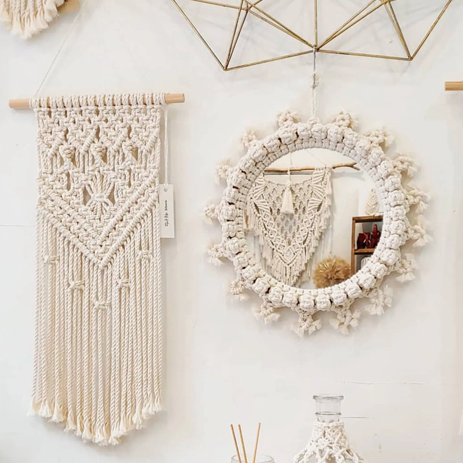 

Boho Woven Hanging Mirror Decoration Farmhouse Decor Wall Mirror Home Decor Apartment,Dorm,Bedroom,Living Room,Party Decorations