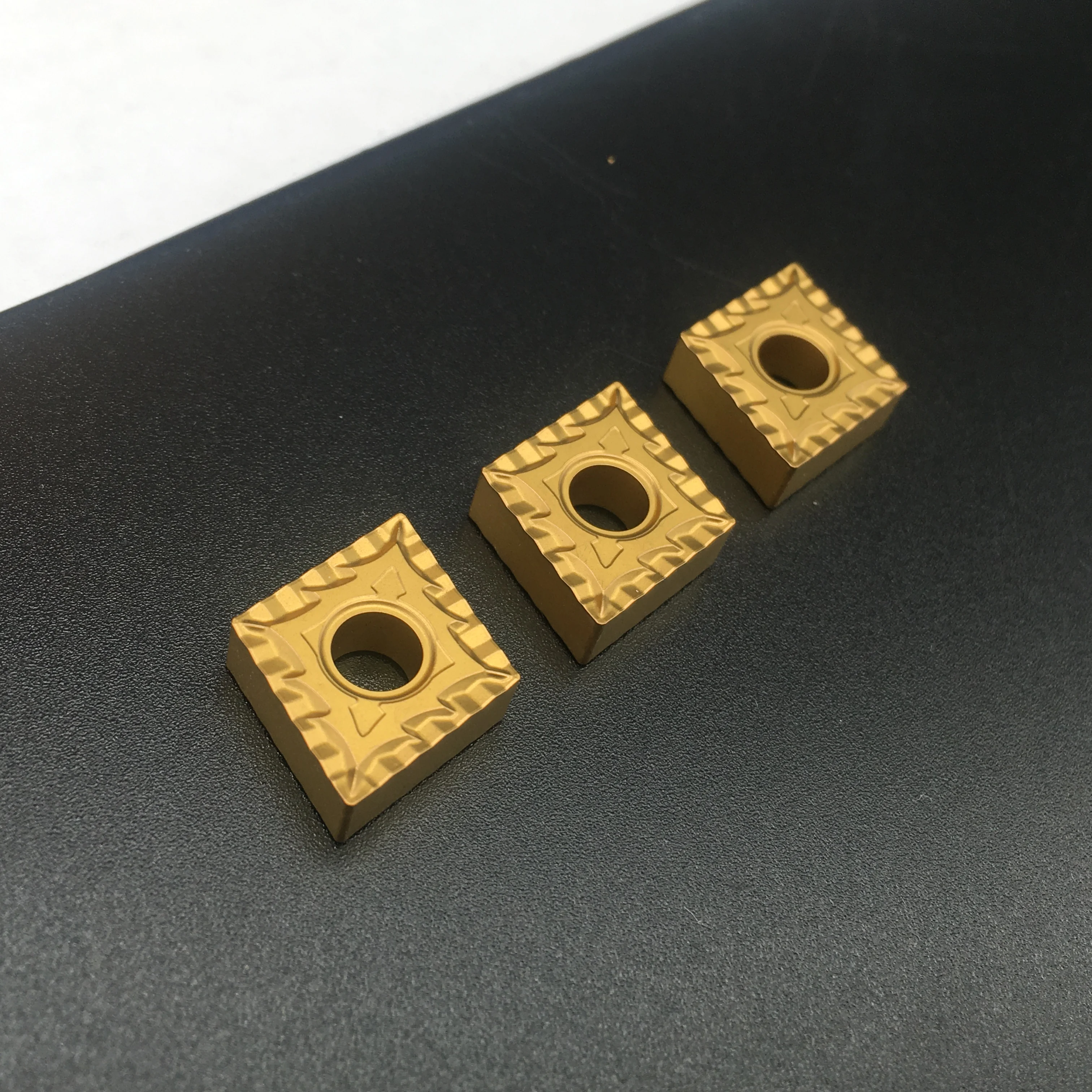 

10pcs Lathe tool CNMG120404 CQ CA5525 High quality external turning tool Carbide insert CNMG120404 milling insert CQ