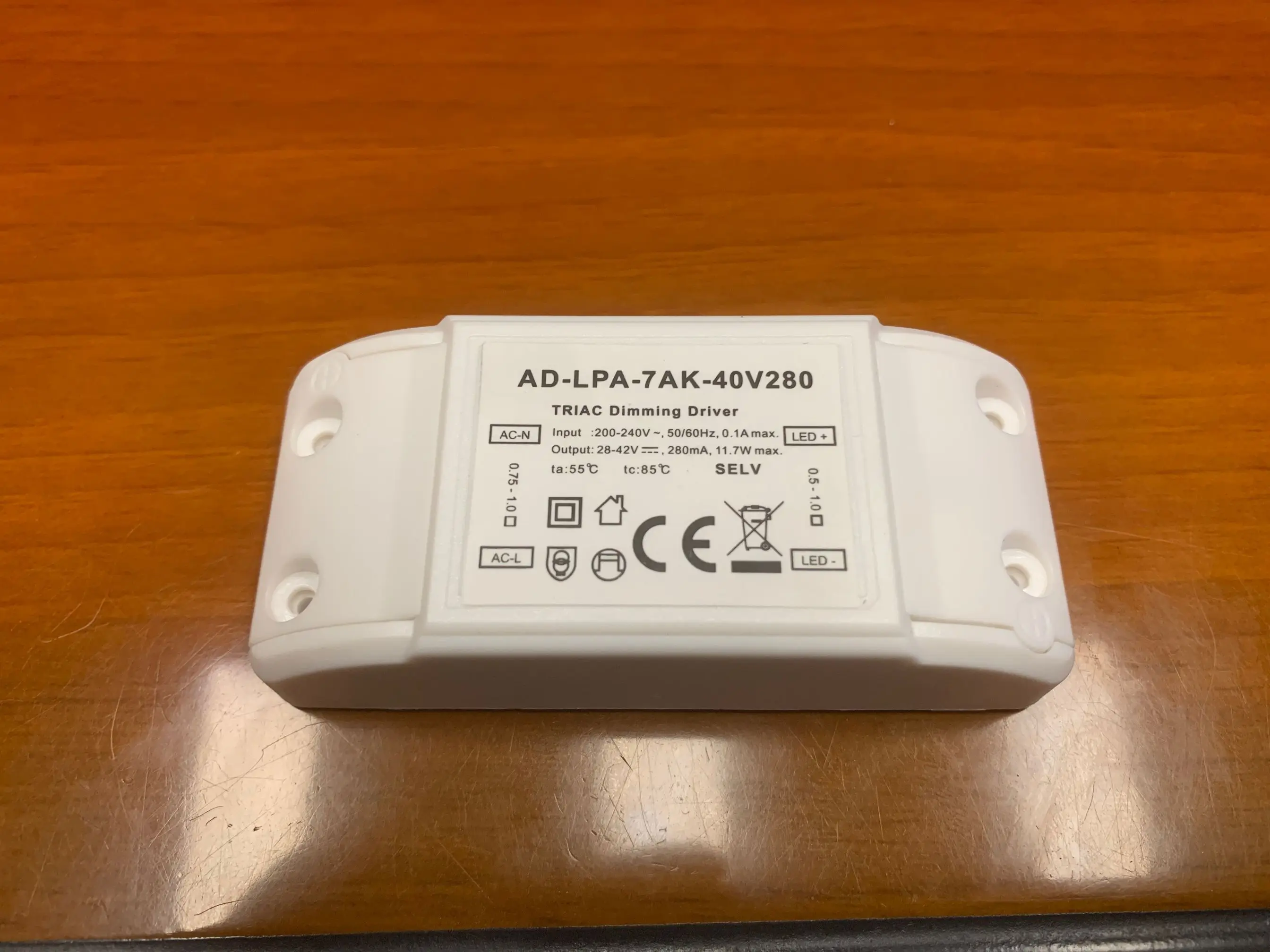 Бесплатная доставка AD LPA 7AK 40V280 280 мА альтернатива 12 Вт A12X1W LDIM 320ма 7 ~ шт 1 источник