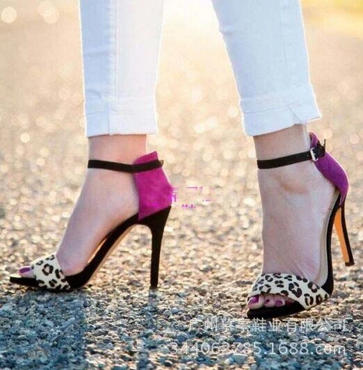 

New color matching suede one line buckle Sexy High Heel Sandals
