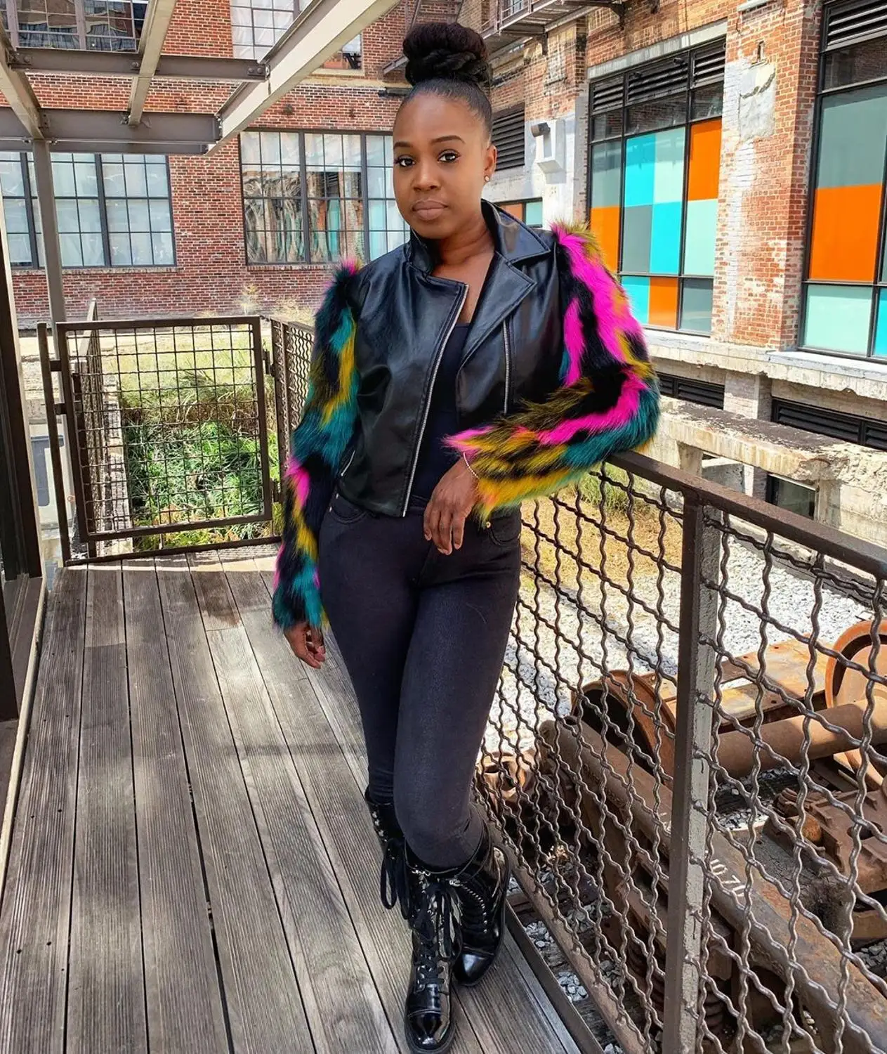 

Newon Colorful Fur Patchwork Zip Up Femme Jacket Wholesale Classic Streetwear Women Turn-down Collar Long Sleeve Outerwear