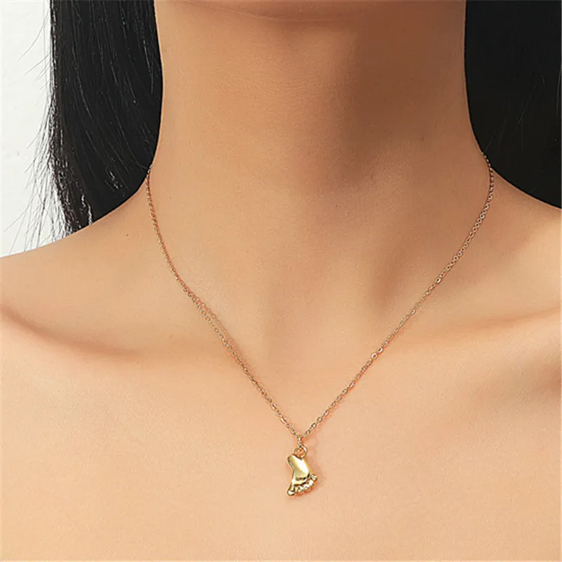 

Creative Titanium Steel Gold Necklace Small Foot Pendant Collarbone Chain Jewelry Girl Birthday Gift