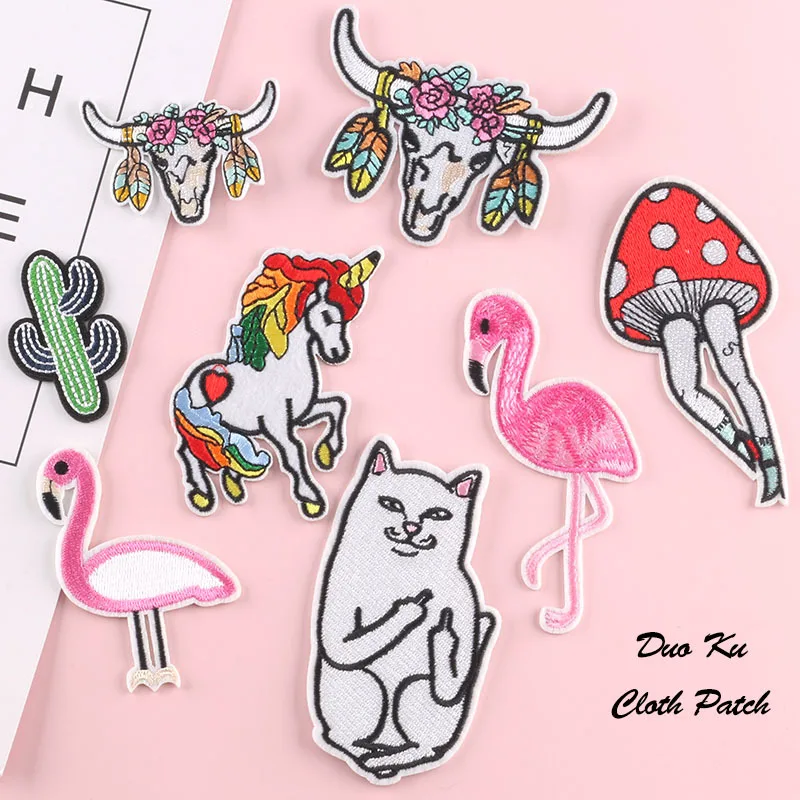 

Customizable Wholesale Computer Embroidered Zhang Zai Clothing Accessories Patch Badge Embroidered Badge