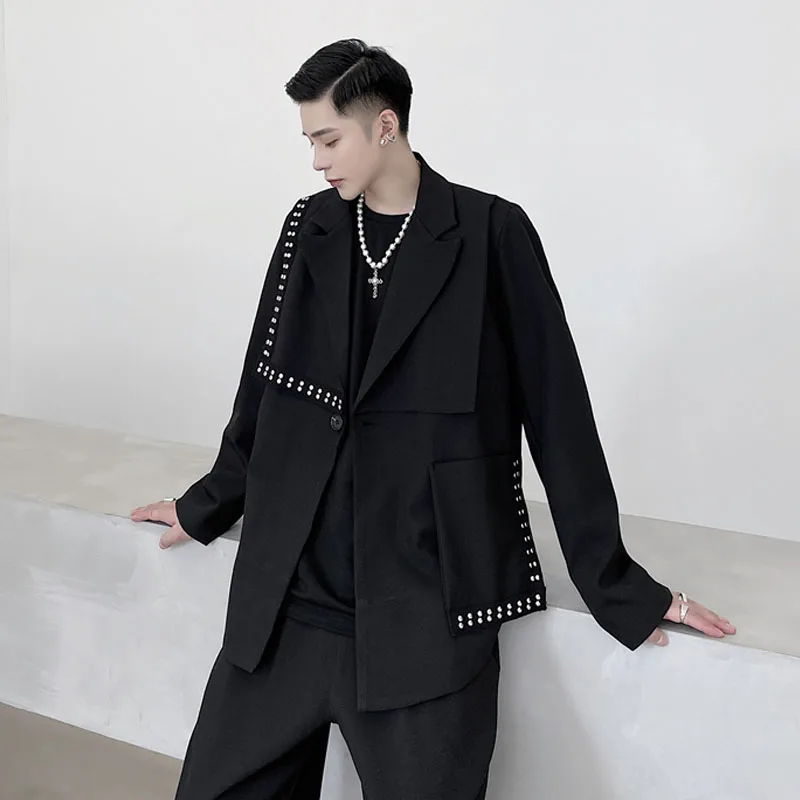

Male Harajuku Streetwear Punk Gothic Suit Coat Men Asymmetric Rivet Decoration Casual Loose Suit Blazers Jacket Stage Clothing