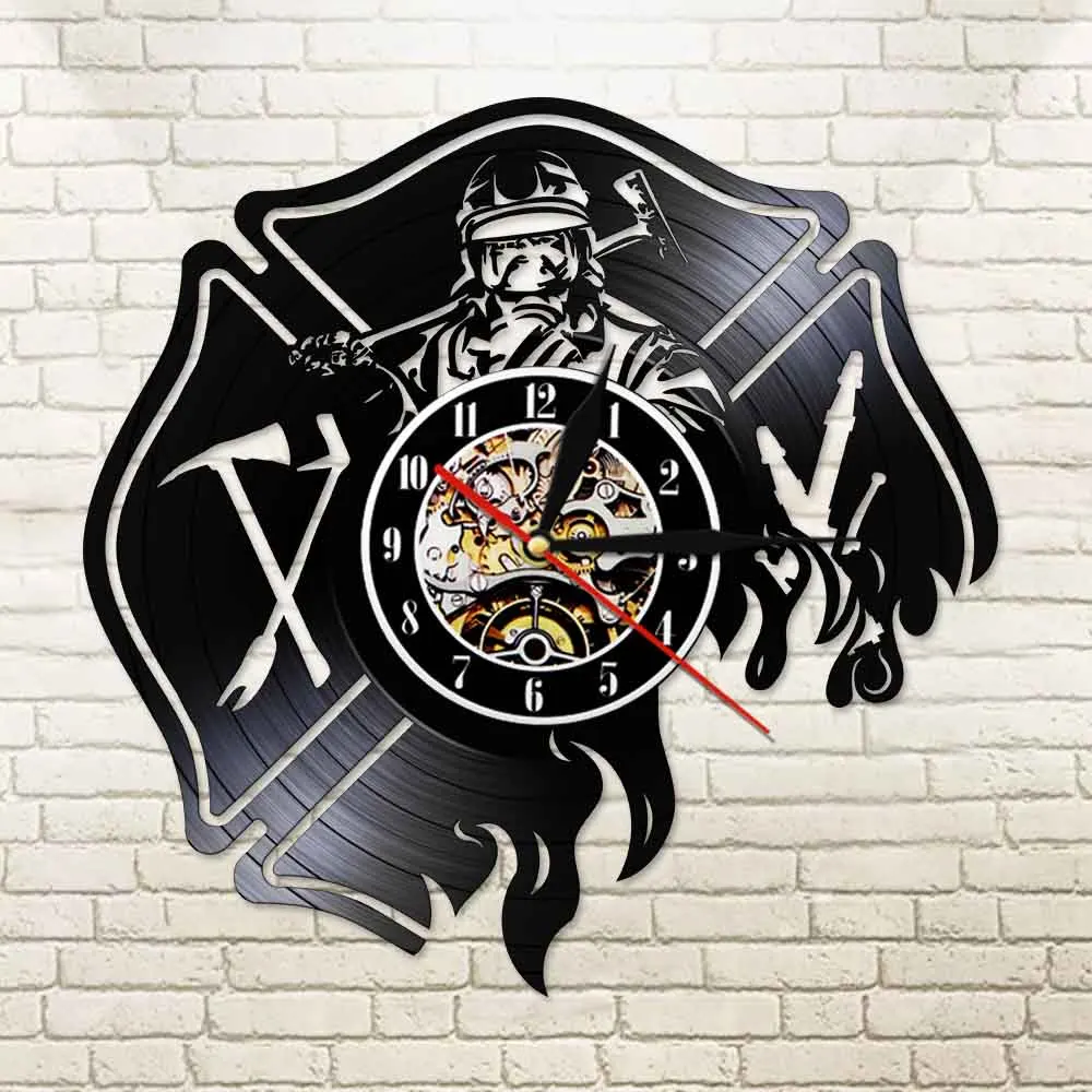 Часы настенные кварцевые в винтажном стиле с виниловой пластиной | Дом и сад