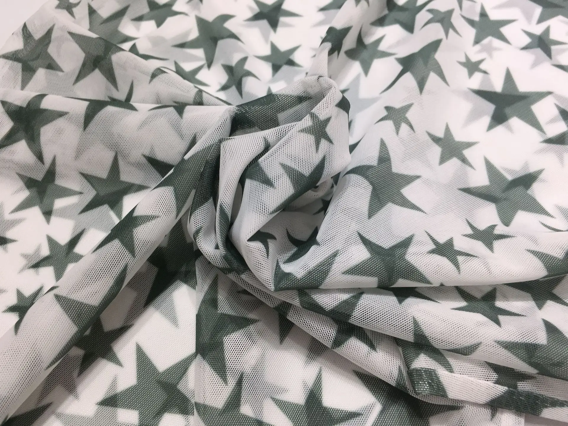 

Women's Printing T-shirt Fashion Breathable Turtleneck Elastic Force Star Printing Bottoming Shirt Woman Long Sleeve Top