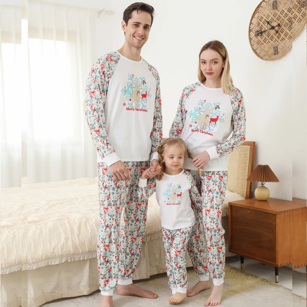 

New Year Family Matching Outfits Autumn Family Christmas Pajamas Set for Adult Kids Pajamas set Cotton Baby Pijamas