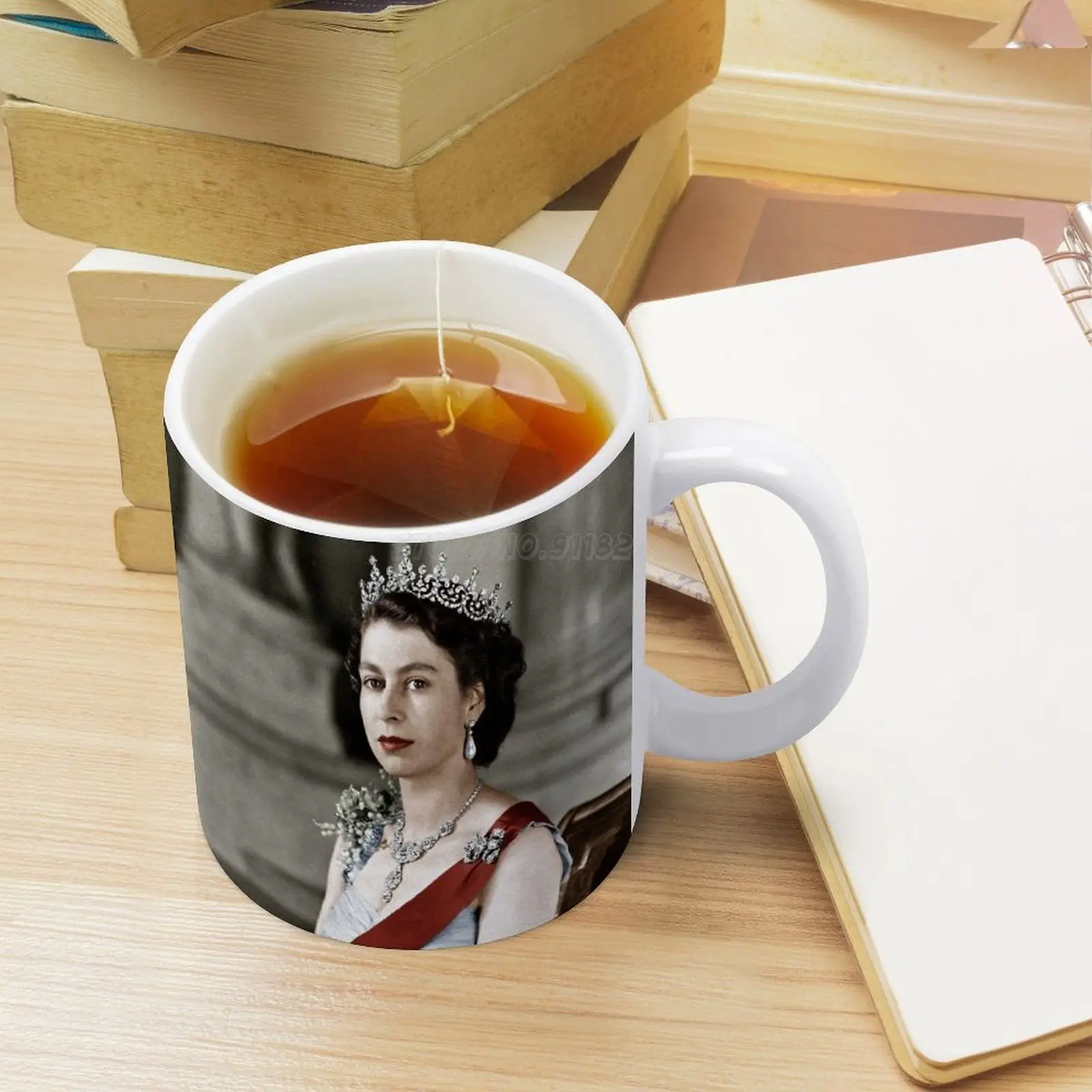 Queen Elizabeth White Mug Coffee Afternoon Tea Christmas Cups Ceramic 330ml for Royal United King | Дом и сад