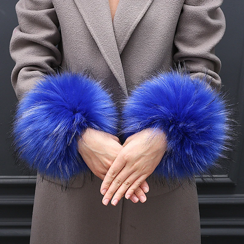 

Faux Rabbit Fur Decor Sleeve Cuff Winter Arms Warm Wristbands Women Elegant Parkas Fur Wrist Gloves Sleeve Cuff Cover