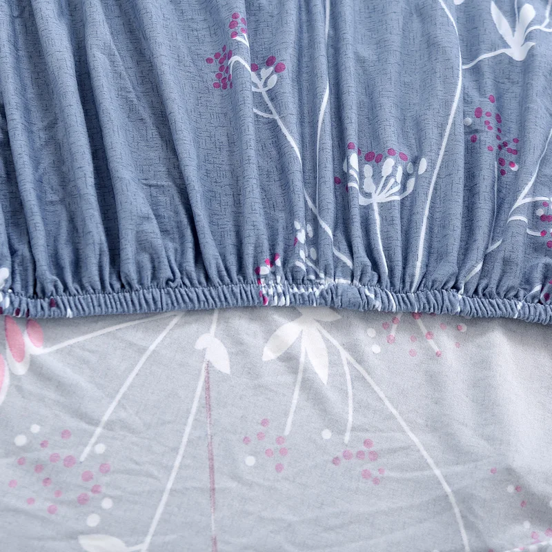 Универсальный чехол для дивана без подлокотников всесезонный эластичный мебели