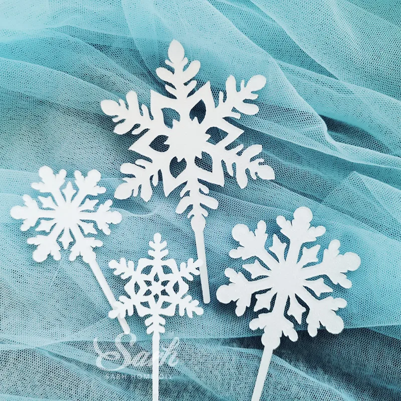 4pc white snowflake Золотые серебристые, лазерные лося Счастливого Рождества торт Топпер Замороженные вечерние Акриловые Поддельные украшение в виде хлопьев снега для приспособление для выпечки подарок любви - Цвет: 4pc white snowflake