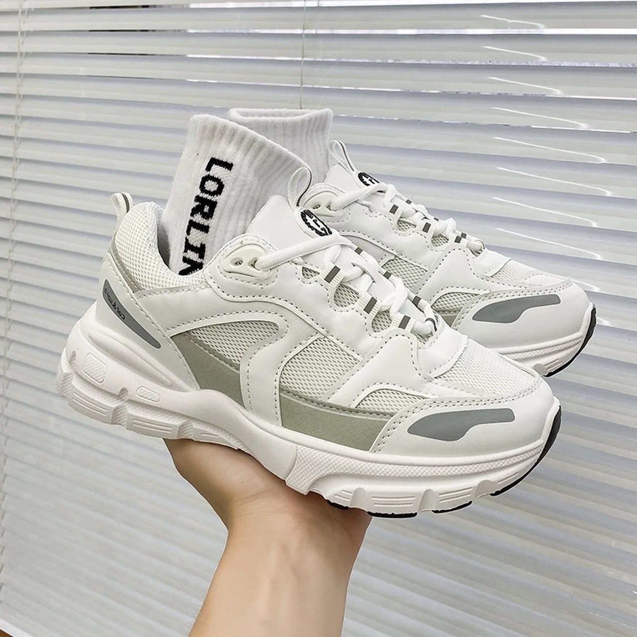 

Mesh breathable dad shoes 2021 autumn new thick-soled sports shoes flat casual shoes Women's vulcanized shoes Zapatillas Mujer