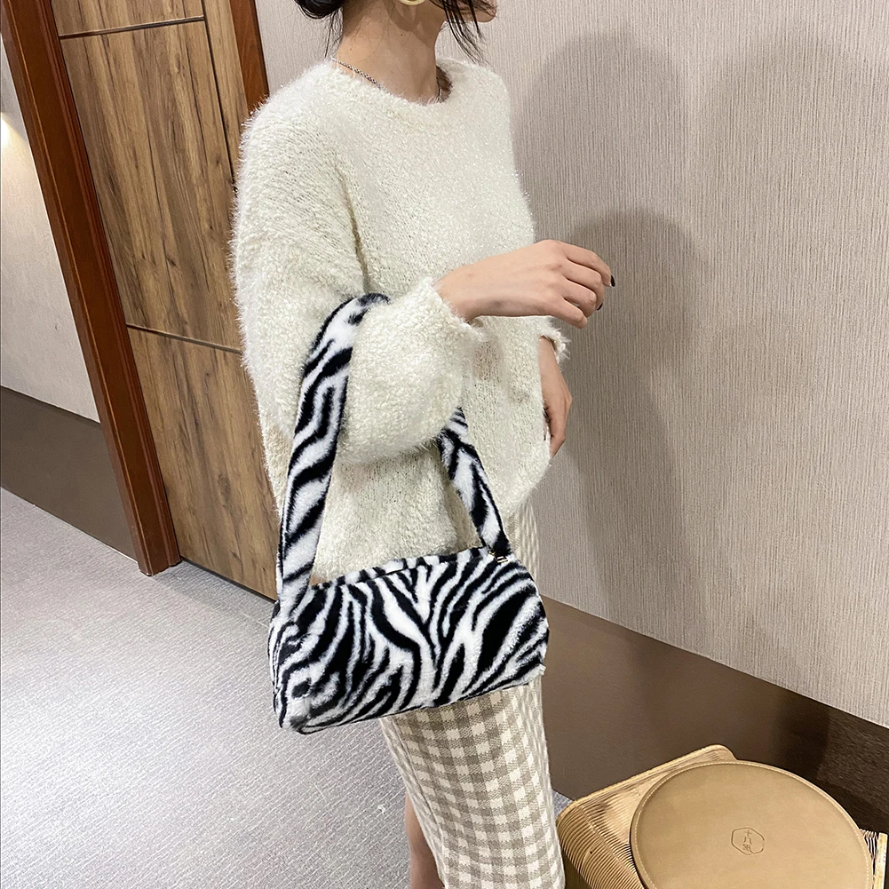 

Simply Crossbody Bags Zebra Printed Plush Street Messenger Bag Lady Fashion Travel Small Handbags for Women 2020