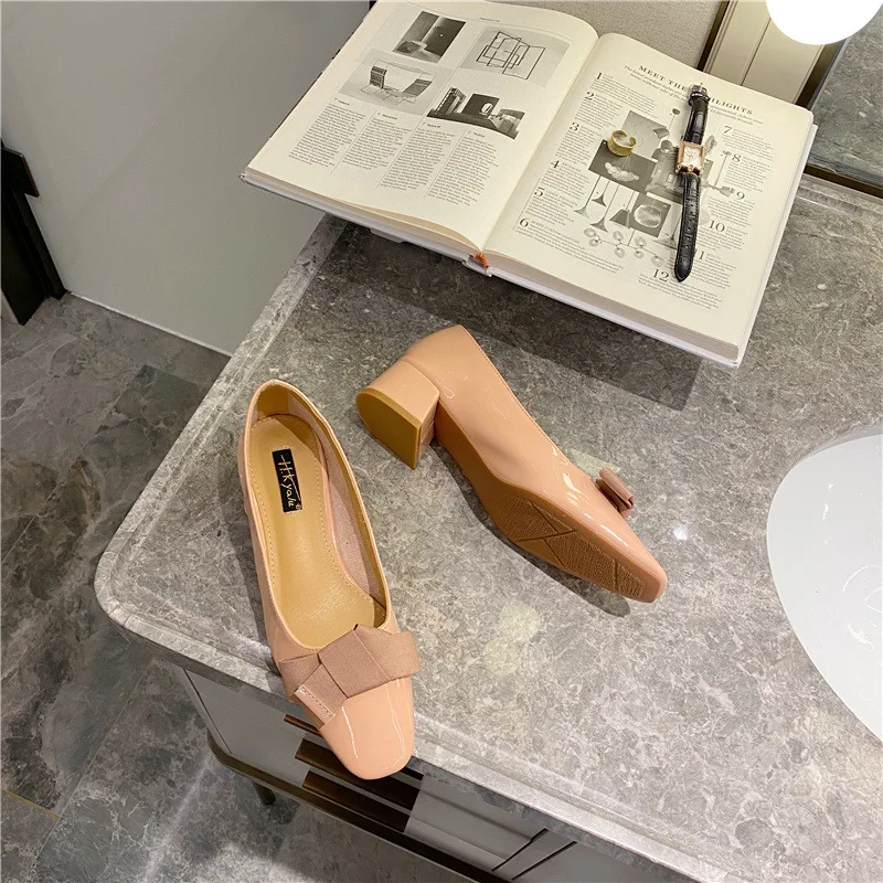 

Branded Pumps Bow Shoes Sandals Ladies 2021 Patent Leather Casual Heels Slip On Lace-Up Round Toe Basketball Platform Shallow Mo