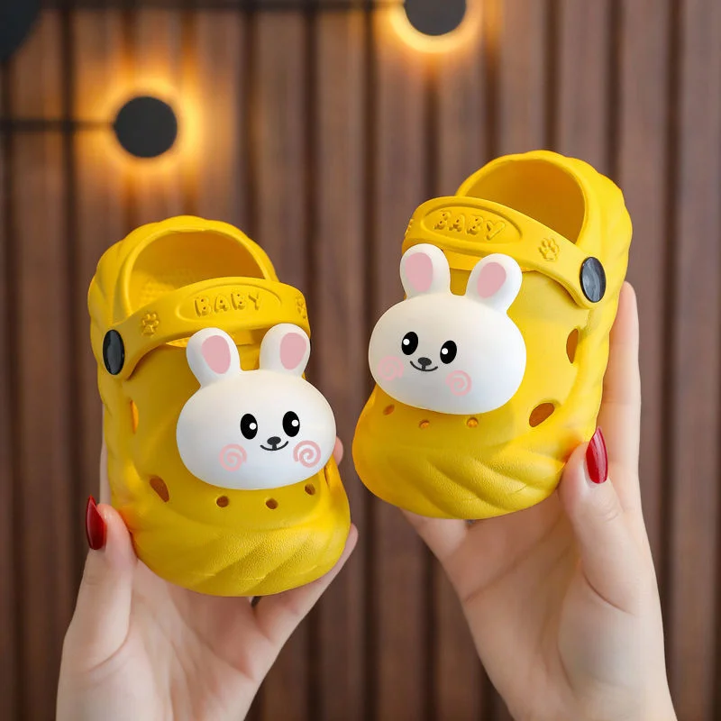 

Children's Slippers Summer Girl Cute Rabbit Anti Slip Baotou Hole Shoes Baby Children Cool Slippers Boy girls Slippers platforms