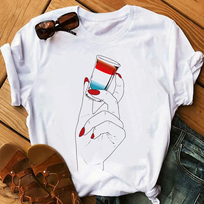 

Tshirt Kpop Funny Gesture Graphic T Shirts Tees Hand Heart Korean Styles Kawaii T Shirt Women Aesthetic Clothes Summer Top Tops