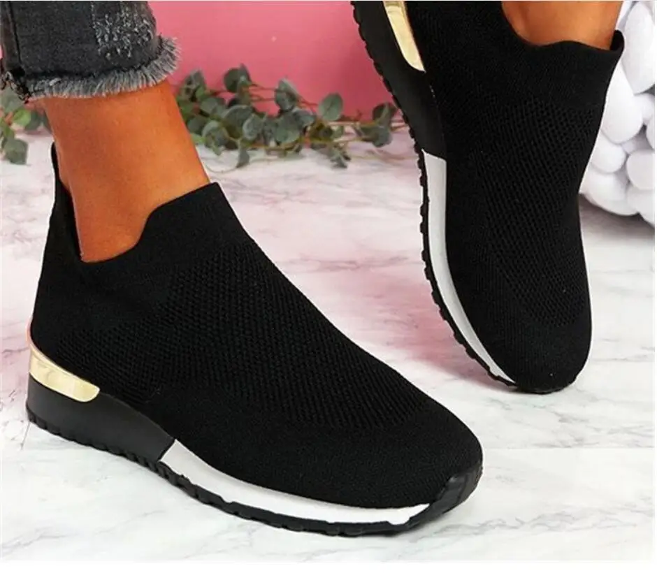 New Spring Women Senakers Casual Shoes Mesh Breathable Light Female Shoes Summer Solid Color Slip-On Ladies Sports Shoes