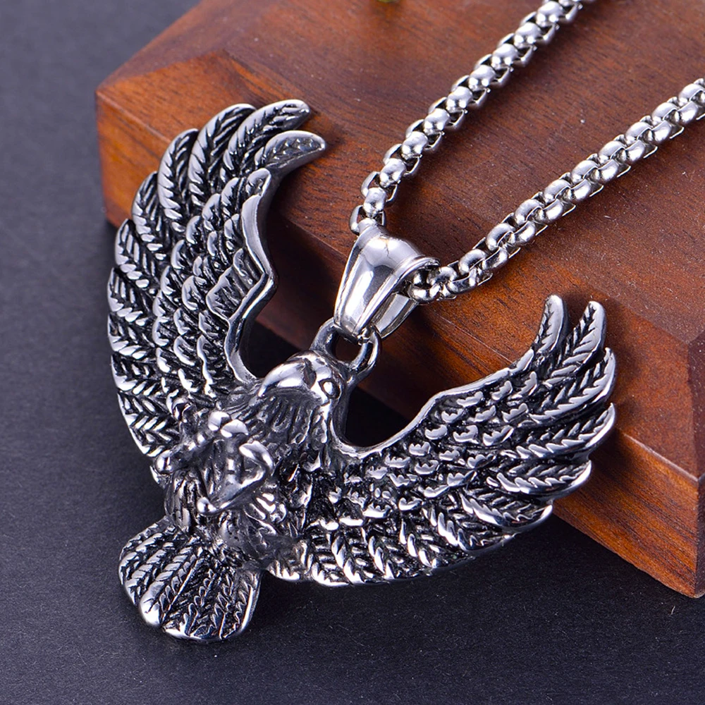 

Punk Hip Hop Eagle Pendant Men Women Necklace Party Animal Flying Eagle Pendants Stainless Steel Biker Jewelry Gift Wholesale