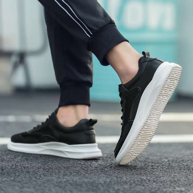 Кроссовки мужские из натуральной кожи дышащие без шнуровки повседневная