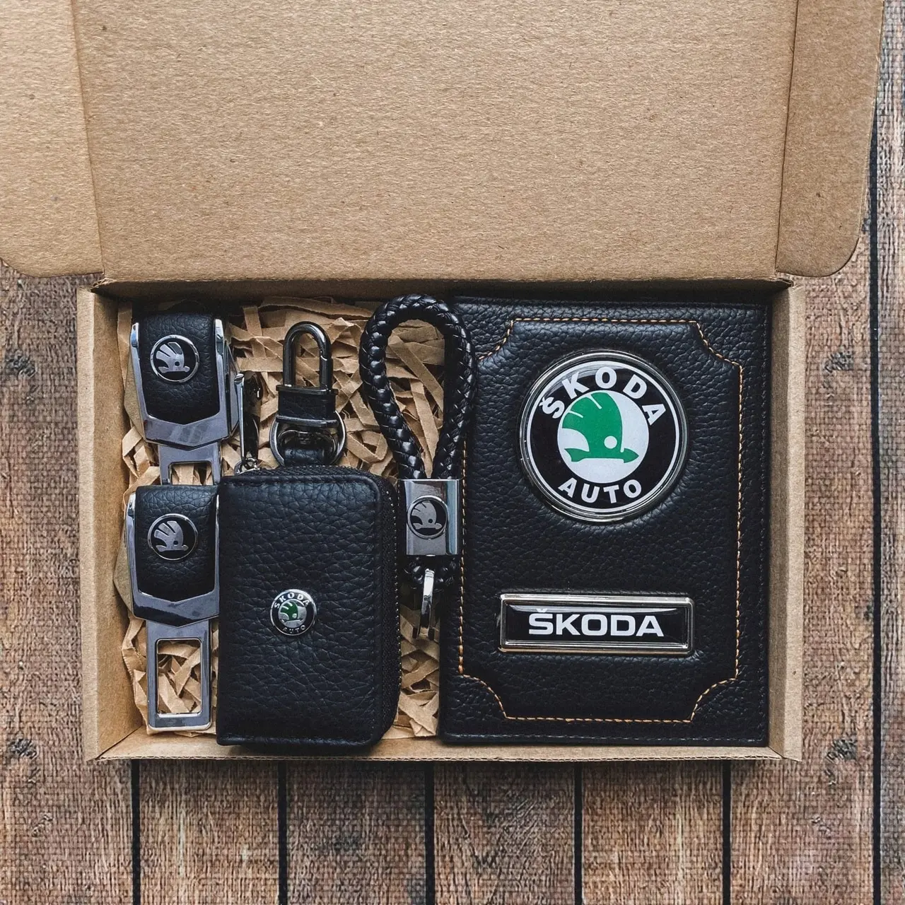 Подарочный набор с логотипом автомобиля Scoda