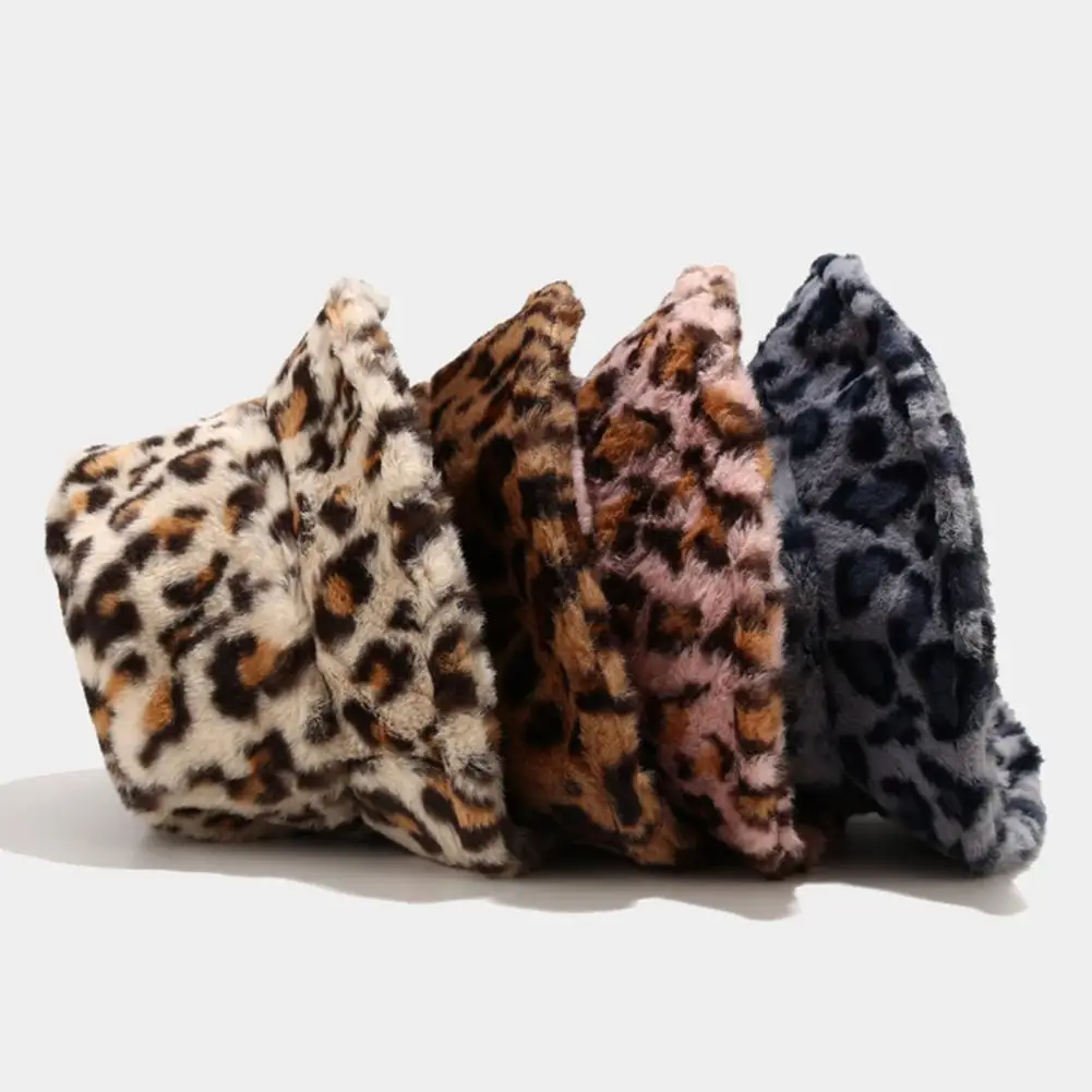 

Bucket Hat Leopard Print Foldable Autumn Winter Thickened Plush Windproof Fisherman Cap for Outdoor