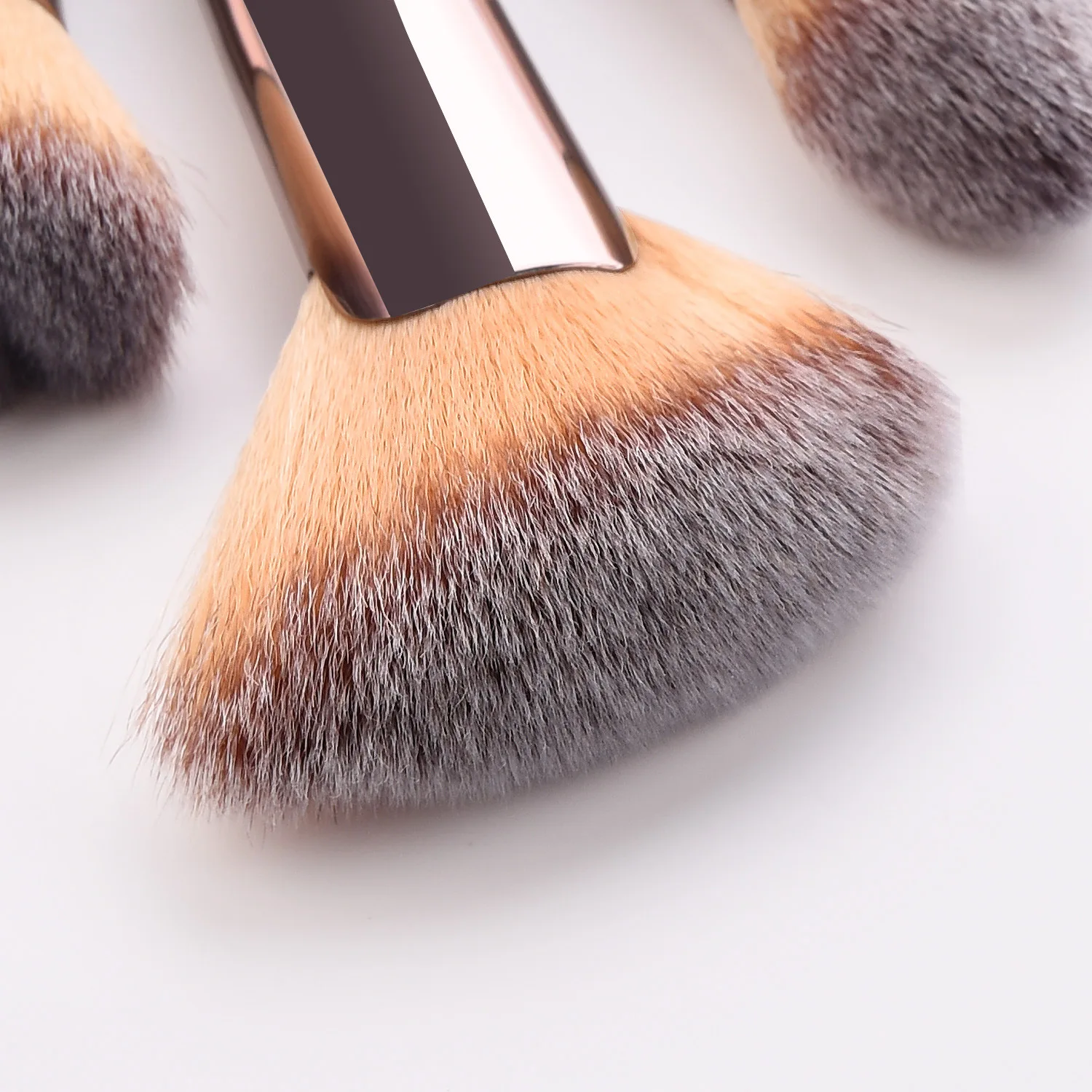 Champagne Luxury Makeup Brushes Set for Powder Blush Foundation Eyeshadow Concealer Lip Eye Make Up Brush Cosmetics Beauty Tools | Красота и